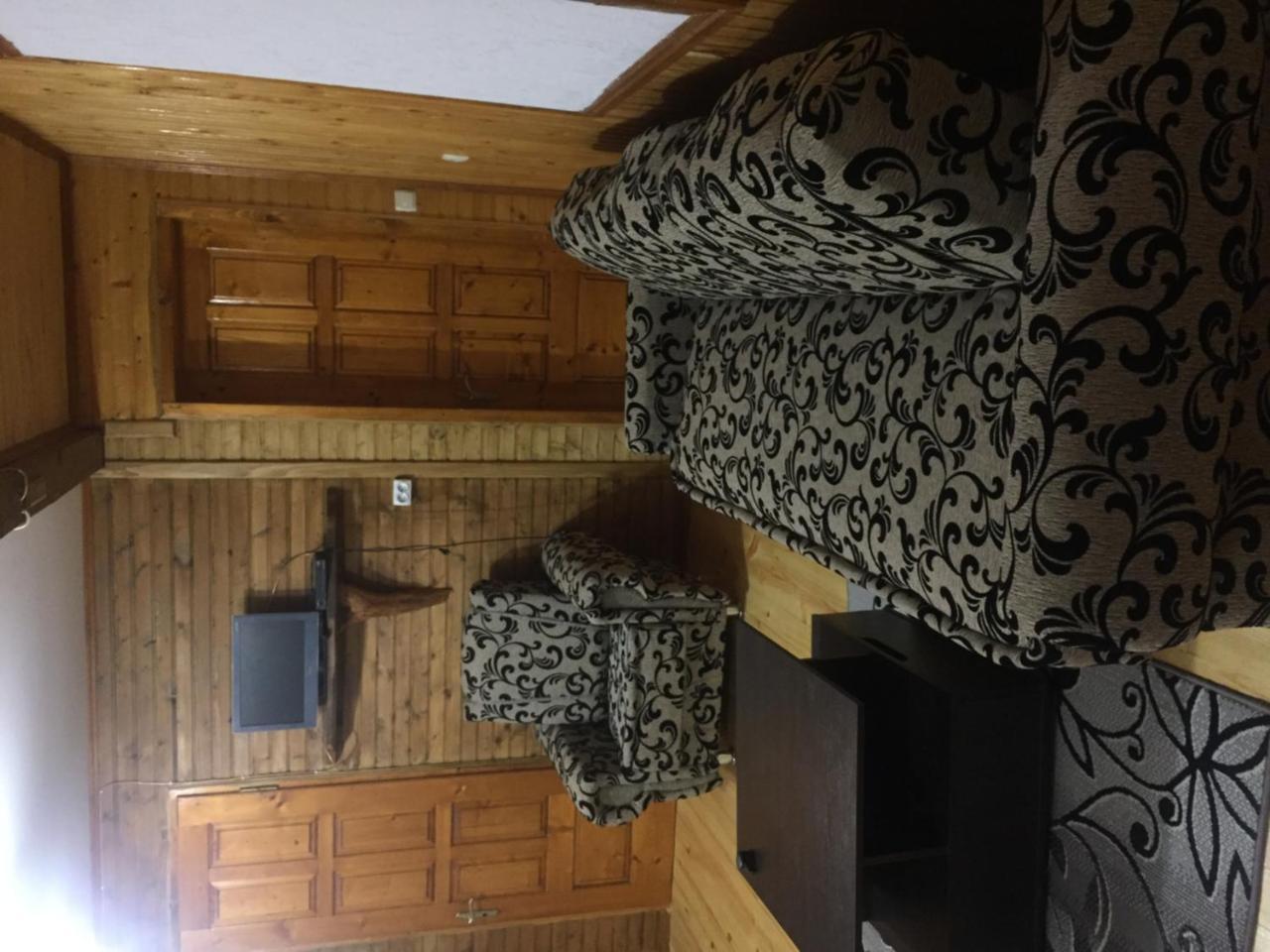 Guest House U Myrona Yaremche Bagian luar foto
